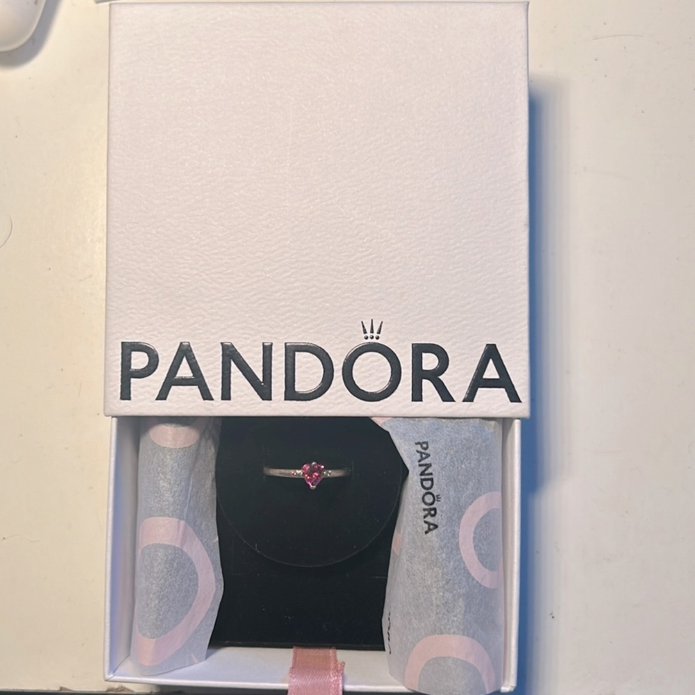 Pandoras Sparkling Red Heart Ring. Size 7.